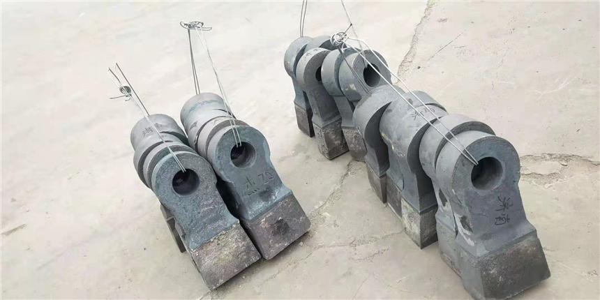 首頁 供應(yīng)產(chǎn)品 工程機械 攪拌機配件 03破碎機錘頭廠家立軸式制砂機